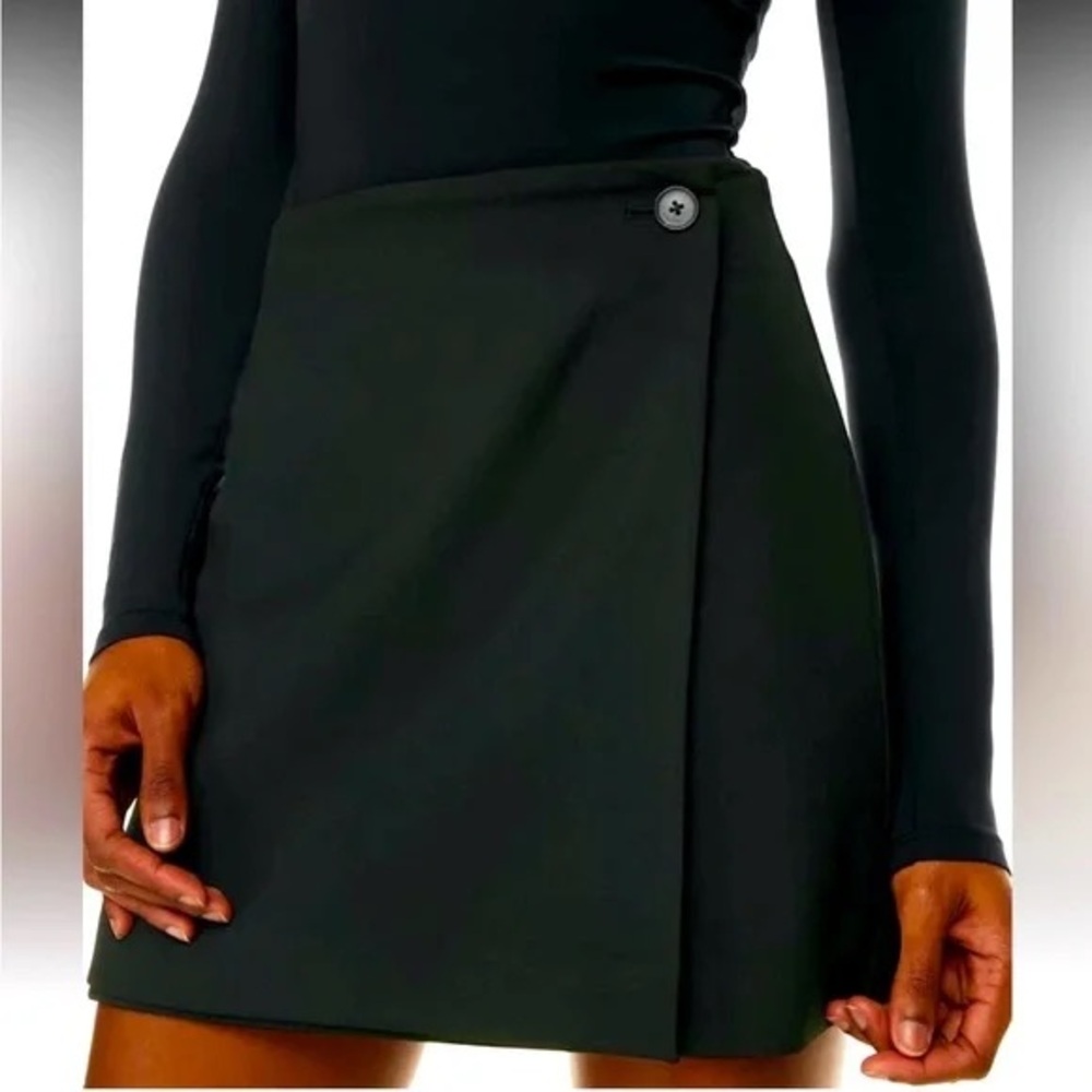 Babaton mini wrap skirt - Picture 3 of 16